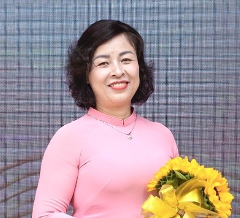 CÔ ĐẶNG THỊ KIM KHUÊ