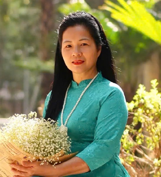 CÔ NGUYỄN THỊ HƯƠNG